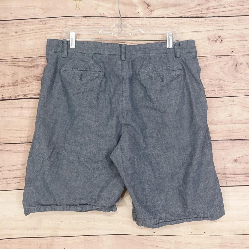 Banana Republic Shorts Mens 36 Gray Chino Cotton Flat Front 10 Inseam Casual
